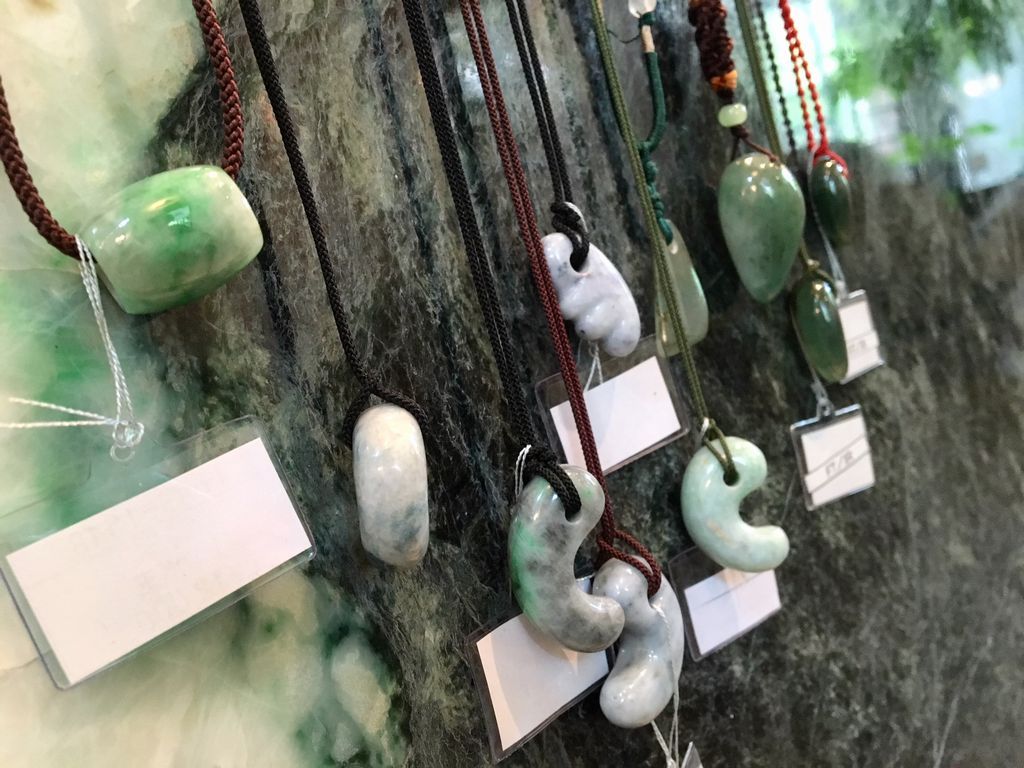 北品川 翡翠原石館 原石くりぬき風呂は日本で唯一 東京都 トラベルjp 旅行ガイド