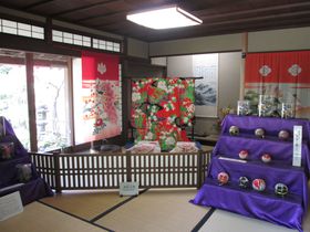 �ԉł̂��ɒ뉀���I�H�u����s�V�܋L�O�فv�ŋ���̒���������m��̋L���T���l�C��