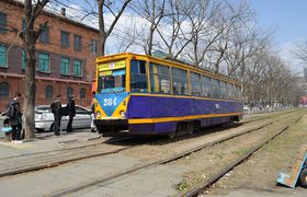 ���g���ł��킢���I�H�ʓd�Ԃł������߂���E���W�I�X�g�N�̋L���T���l�C��