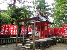お百度踏んで金運アップ！奈良のパワースポット・金龍神社