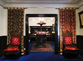 �`���H���@�H�肢�������u�T�^�[���̈֎q�v�ɍ���ɐ_�ˈِl�فE�R�蔪�ԊقցI�̋L���T���l�C��