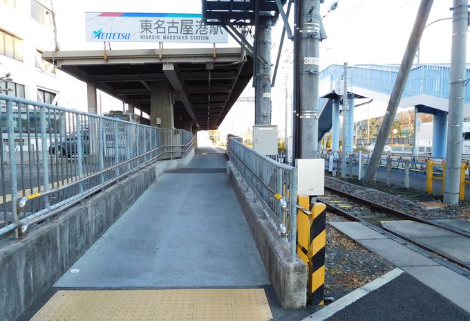 日本に１つの鉄道ダイヤモンドクロス 名古屋鉄道 築港線の線路が奏でる鉄道ロマン 愛知県 トラベルjp 旅行ガイド