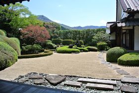 ���R���̊X�u���ɍœK�Ȓ��u�����s�v�ő�l�̘a�ݎ��ԁI�̋L���T���l�C��