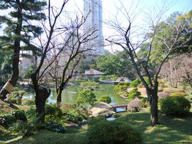 歴史ある大名庭園！広島「縮景園」は緑豊かな都会のオアシス