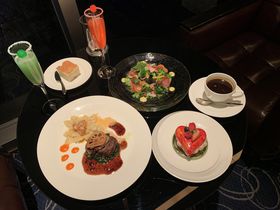 ~jI҂ˁINX}X́uze jo[T |[gvł̋LTlC