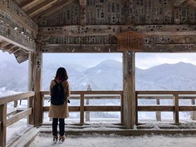 山形「山寺」の冬はふるえるほど美しい！雪景色は水墨画のよう