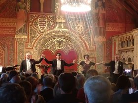 hCc̐EYu@guNvj̊Ԃőtłw^zCU[x̋LTlC