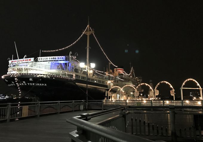 横浜港のシンボル 氷川丸 で船旅気分を味わい ベイブリッジを臨む 神奈川県 トラベルjp 旅行ガイド