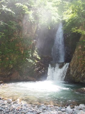 �J�R1300�N�̑�R�I���e�u��R��v��ڎw���ăn�C�L���O�̋L���T���l�C��