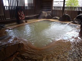 なまはげの里、秋田県男鹿温泉！「元湯 雄山閣」でかけ流しの名湯と旬の海の幸を満喫
