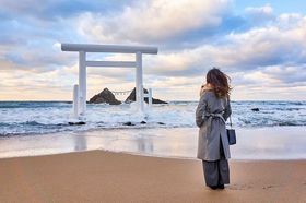 �f�[�g���Ƒ����s���I�~�ɖK�ꂽ����B�̊ό��X�|�b�g10�I�̋L���T���l�C��