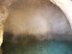 ���܃A�c���铒 �É��E�~�������򋽂̐�i�Ɣ����ɏo�������̋L���T���l�C��