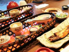 �T���̉B�ꂽ�����I���̉ԉ���u���R�̋x�� ���s�E�|��(���Ԃ肩��)�v�̋L���T���l�C��