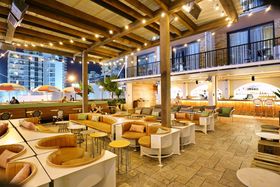 ���荠�I�V�����z�e���I�W�E�A�C�����h�̓S�[���h�R�[�X�g�ό��ɃI�X�X���̋L���T���l�C��