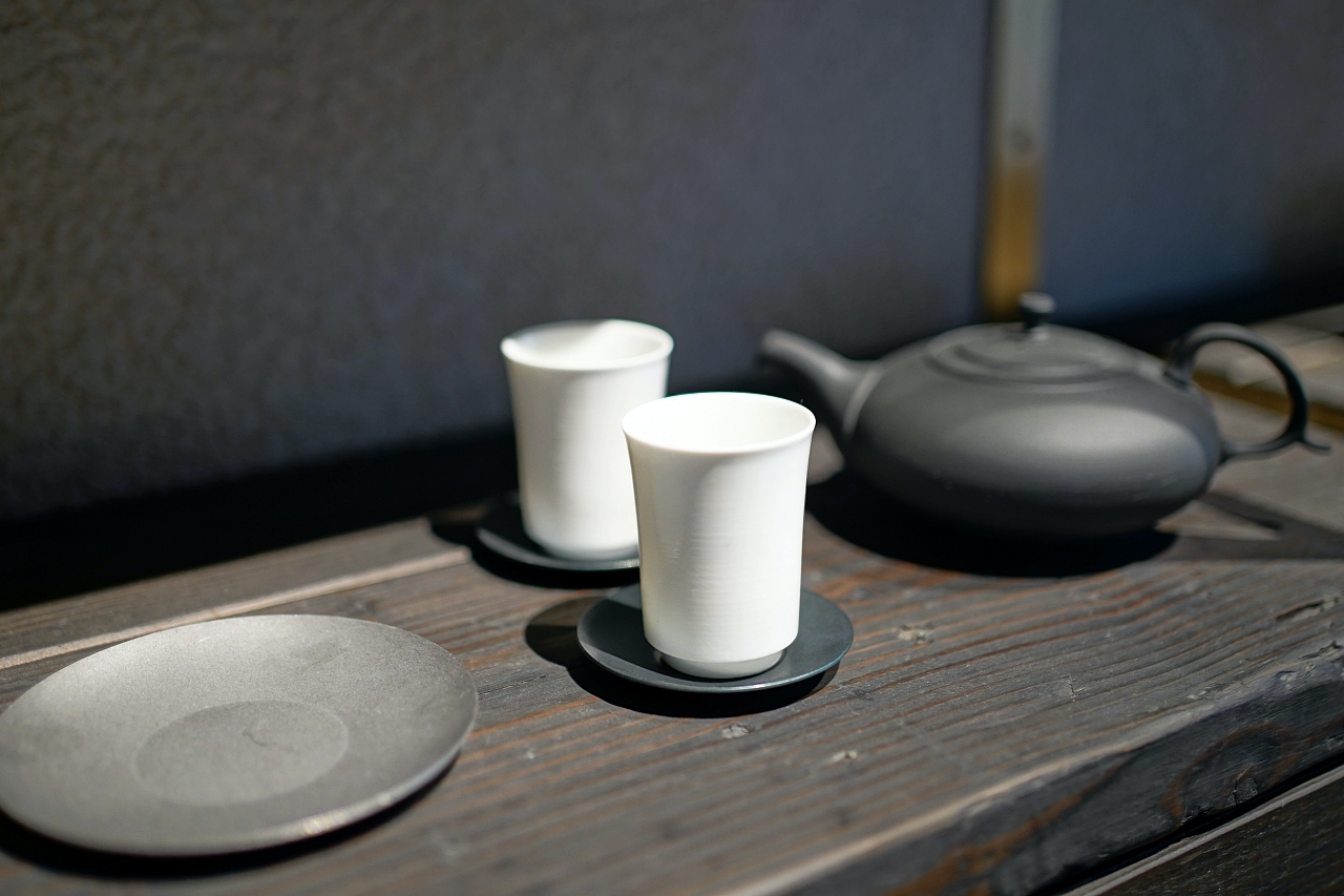 �ޗǂ̕��͋C�Ƀ}�b�`�����C���e���A