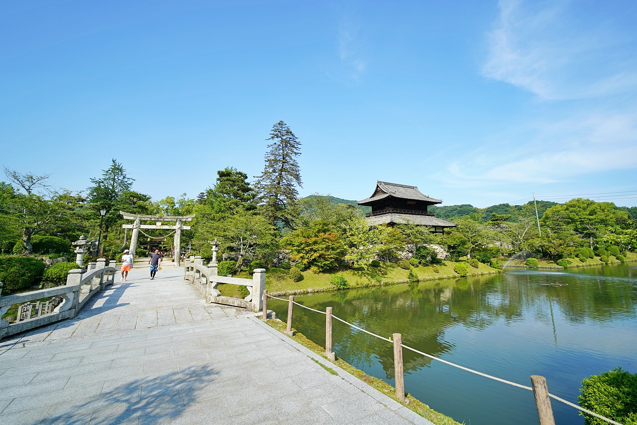 OȂԃX|bgIu⍑EёыӃGAv