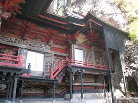 �����������S���I�쌱���炽���ȁu�Y���_�Ёv�i����s�j�̎U���H�I�̋L���T���l�C��