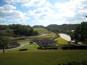 ��������q��ȂǏ[���̎{�݂��S�Ė����I�L�c�s�u�ƃ��r�����v�̋L���T���l�C��