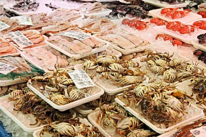 参詣の帰りには魚市場「那珂湊」で新鮮な海産物を
