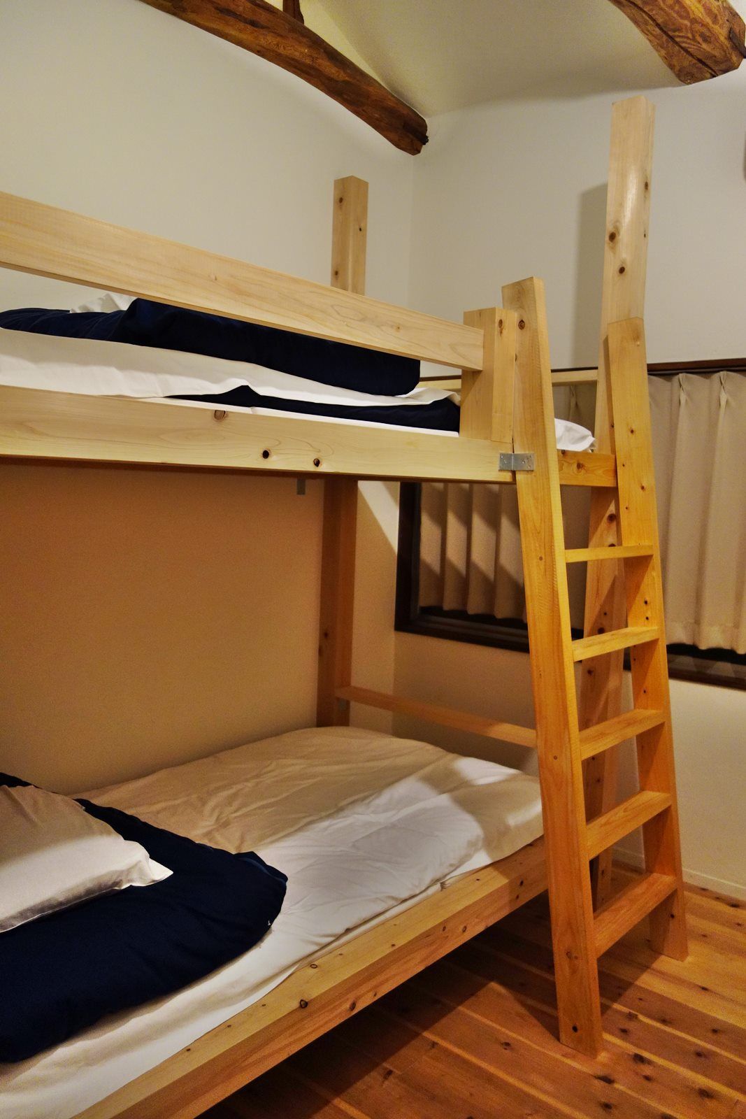 a܂IlXȃX^C̕ƉKȋpݔ