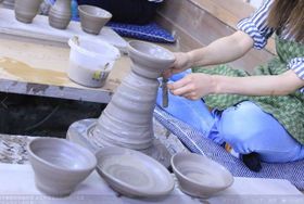 �܂�Ńe�[�}�p�[�N�I�v�q�Ă̗q���u�悱��܁v�œ��|�̌����O�������̋L���T���l�C��