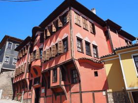 �ǂ���؂����Ă�"�t�H�g�W�F�j�b�N"�u���K���A�u�v�����f�B�t�v�̃J���t���ȋ��s�X��������̋L���T���l�C��