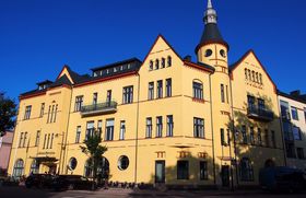 �t�B�������h�̔M�C!?�X�p�V�e�B�E�n���R�́u�z�e�����K�b�^�v�̋L���T���l�C��