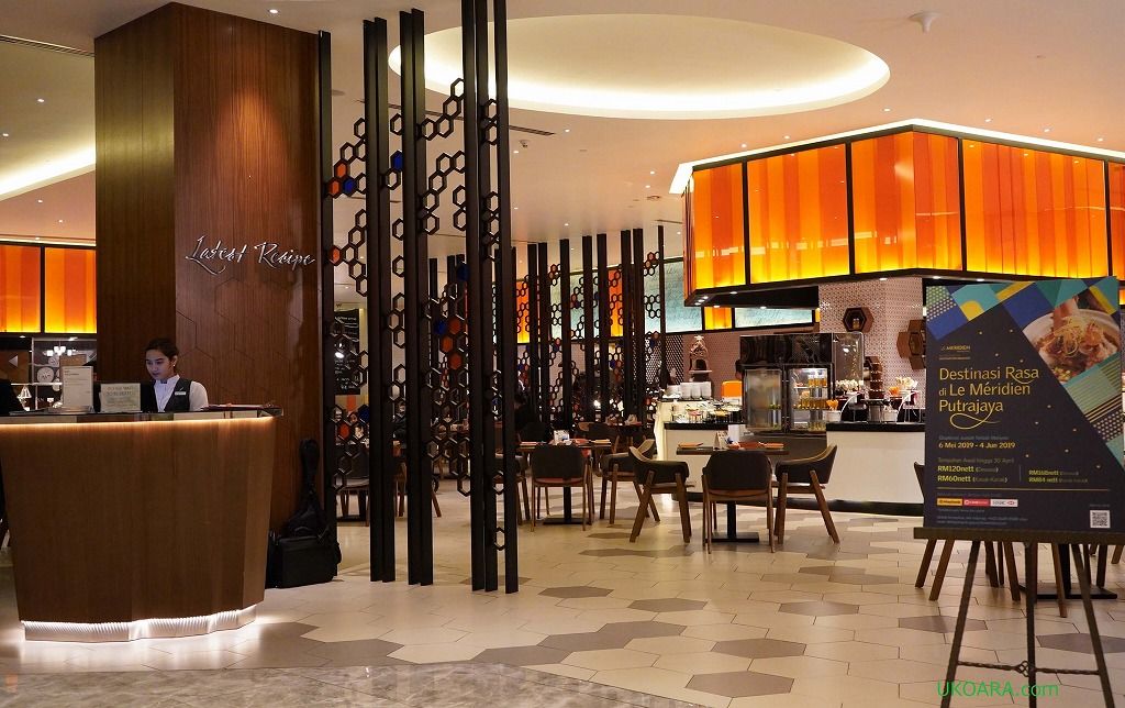 �����Ѝ��ƃ}���[�V�A�̗�������x�Ɋy���߂�r���b�t�F