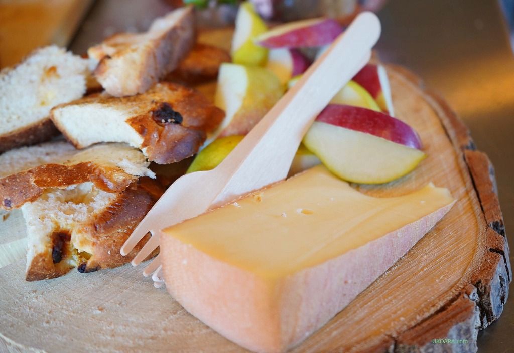 �P�x�b�N�s�����̃u�����`�𖡂키