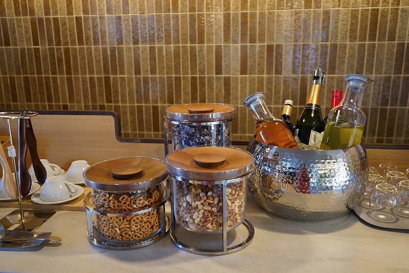 ��i�����J�t�F�ƃE�F���J���A�t�^�k�[���e�B�[