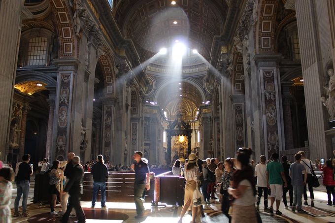 バチカン市国で必訪の有名スポット「サン・ピエトロ大聖堂」