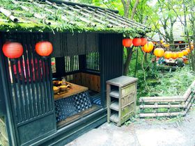 RO\IXɈ͂܂ꂽԁuRvŃR^c͂̋LTlC