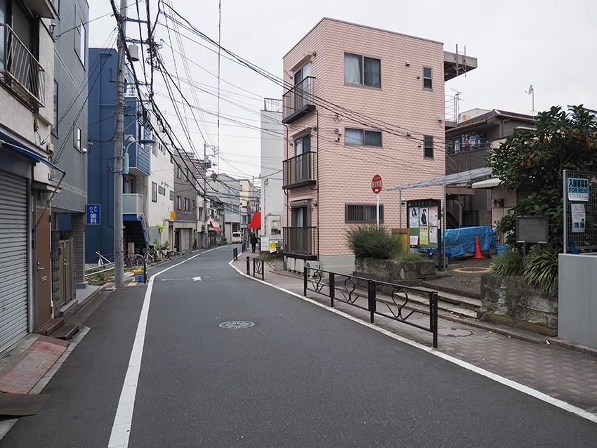 樋口一葉に宮沢賢治など文学者とも縁深い東京 本郷の菊坂めぐり 東京都 トラベルjp 旅行ガイド