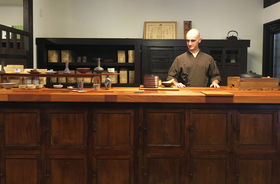 ���l�v���[���c�I�u���m���߉��v�͋��s���̖��_��͔|���{�����X�̋L���T���l�C��