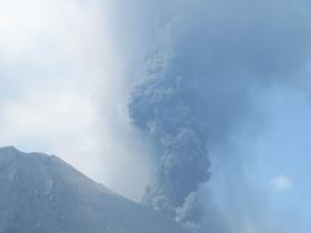 へがふっ！噴煙を上げる活火山を間近に！鹿児島「桜島」観光