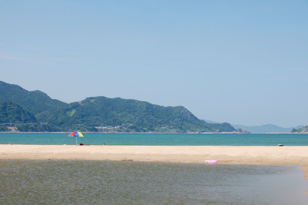 日南海岸南部にひっそりと横たわる絶景の浜辺 石波海岸 宮崎県 Lineトラベルjp 旅行ガイド