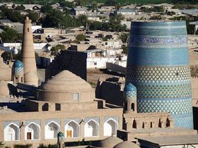 青い空とモスクの国、魅惑のウズベキスタン