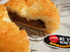 �L���A���̃p�����u����x�[�J���[�v�|���ό��������߃O�����̋L���T���l�C��