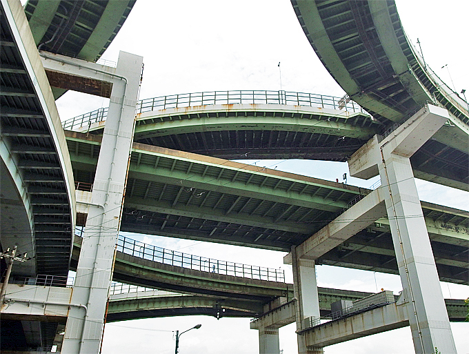 実は大阪はドボク鑑賞の聖地 高速道路の名物jctを巡ってみよう 大阪府 トラベルjp 旅行ガイド