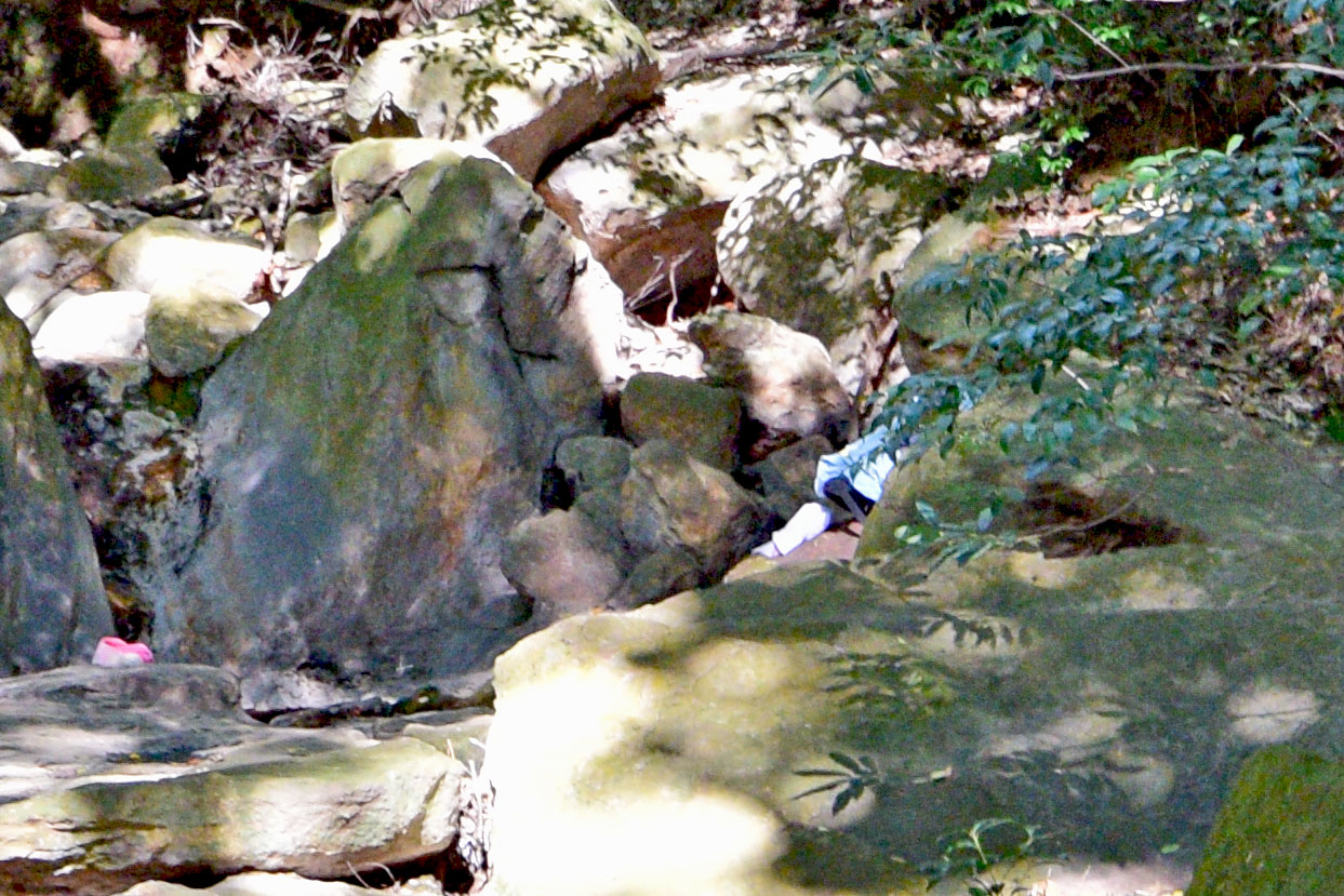 温泉マニアが集まる霧島最古の岩風呂「目の湯」