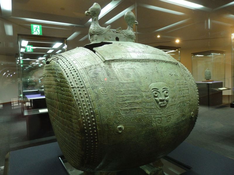 奇抜な造形に圧倒！京都・泉屋博古館は謎の多い青銅器の宝庫