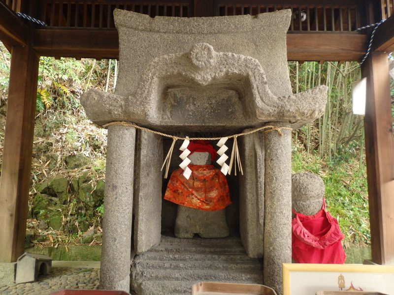 足腰に霊験あらたか!岡山「与太郎様」は八浜合戦ゆかりの社 | 岡山県 | トラベルjp 旅行ガイド