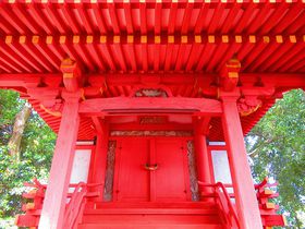 ����ӂꂽ����̐X�ɏd�v�������I�ޗǌ��V���s�u�V�c�_�Ёv�̋L���T���l�C��