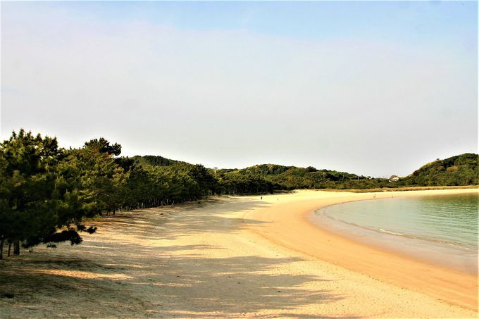 筒城浜は沖縄に負けない白い砂浜！近くにキャンプ場や神社も