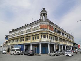 戦前のノスタルジックな街並みバトゥ・パハ　マレーシア