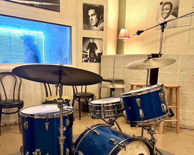 ���y�̓s�ŃG�����B�X�̌��_�Ɠ@������ǂ�