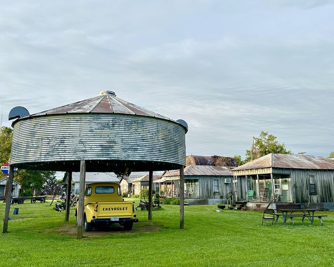 �u���[�X�����Â��h�uShack Up Inn�v