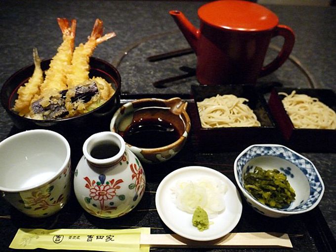 老舗蕎麦屋も見逃せない
