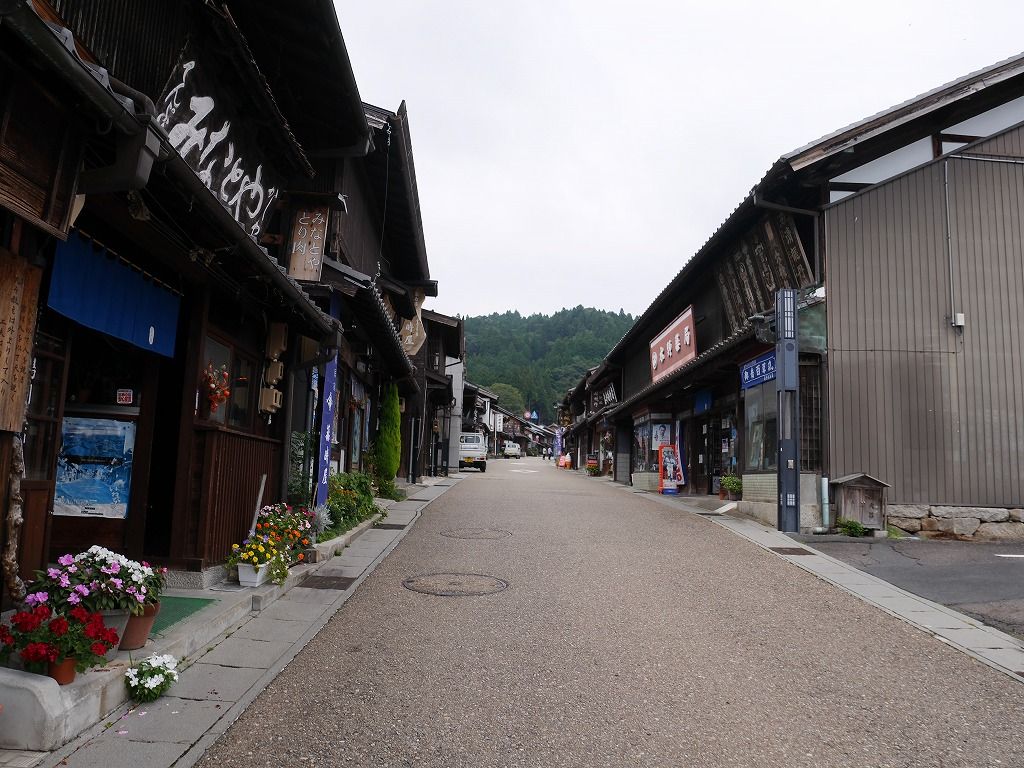 CGと食べ歩きが楽しい岩村城