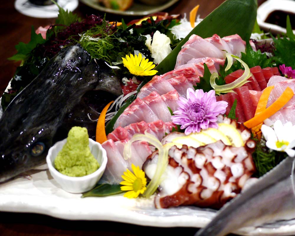 おいしさも映える！「メロンまるごとクリームソーダ」